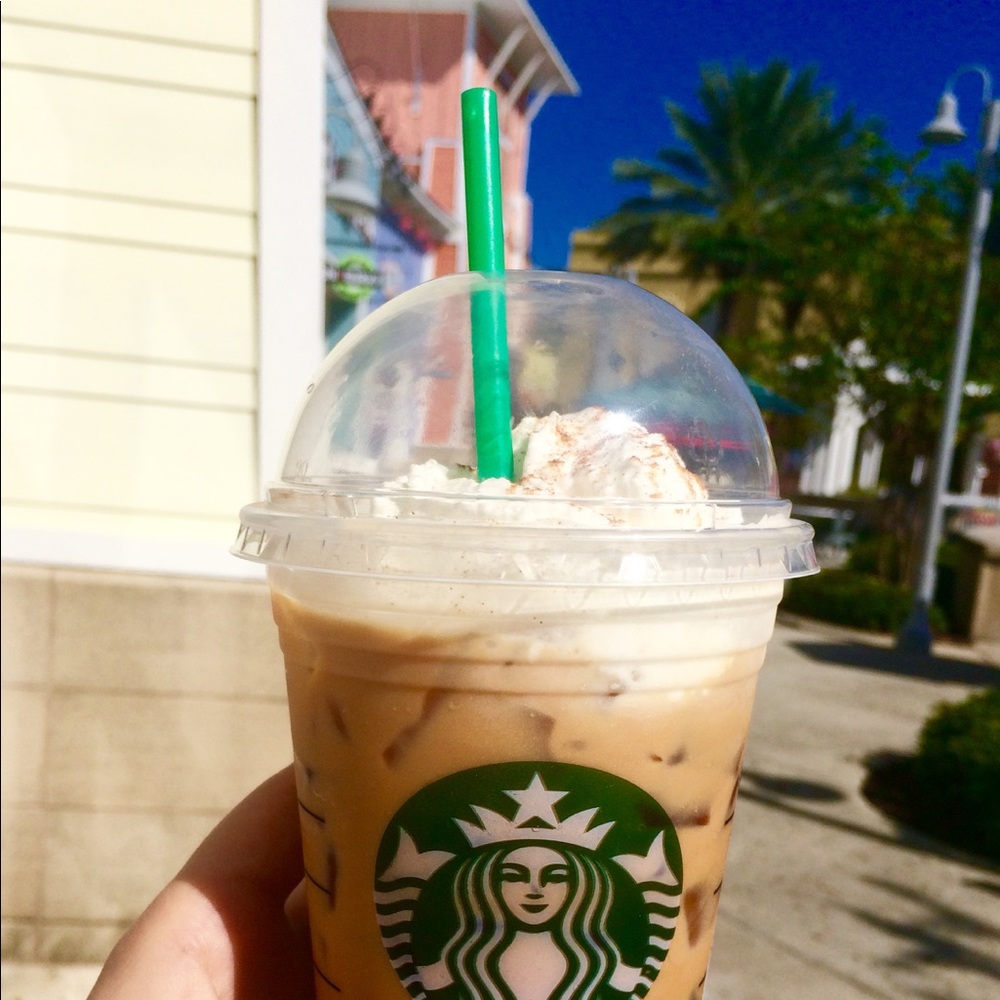 Meet your Posher, Tia